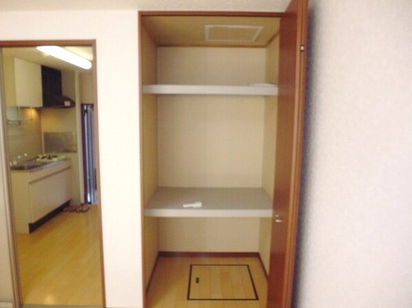 ハイビスカスの物件内観写真